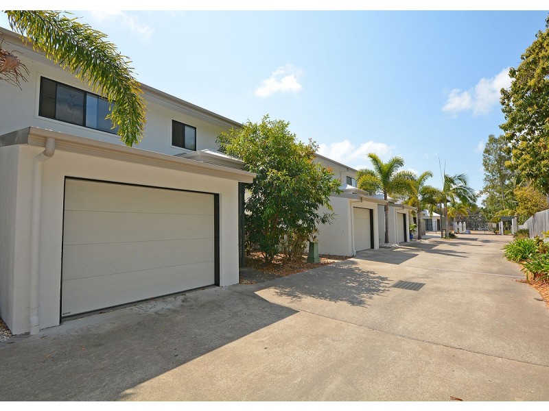 25/654 Esplanade, Urangan QLD 4655