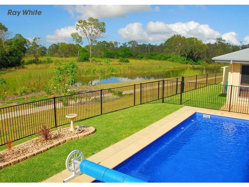 22 Spinnaker Drive, Point Vernon QLD 4655