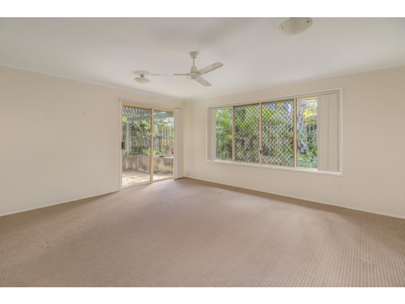 7 Banksia Park Drive, Scarness QLD 4655