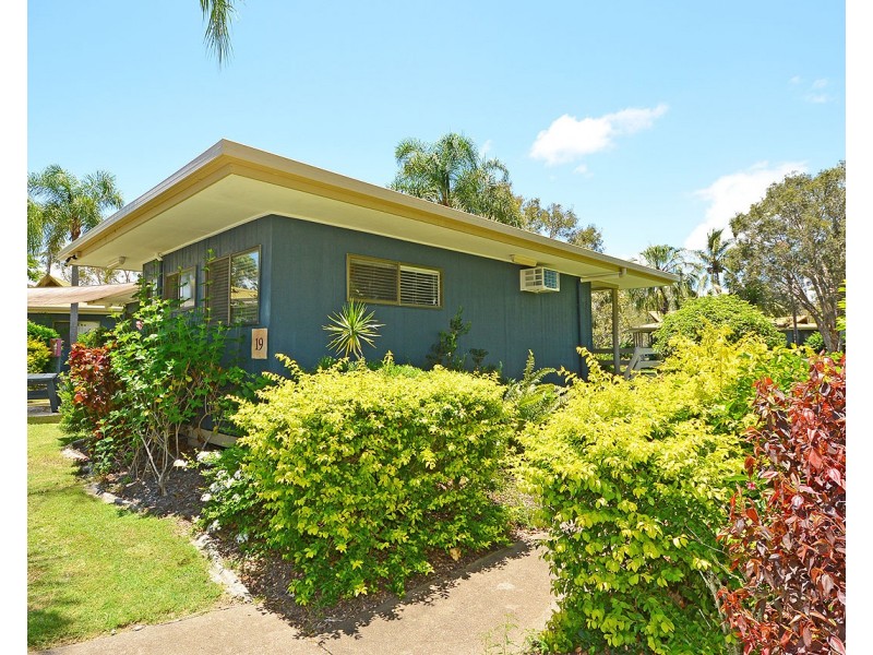 18/1 Shell Street, Urangan QLD 4655