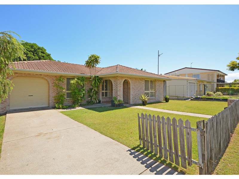 28 Holiday Parade, Scarness QLD 4655