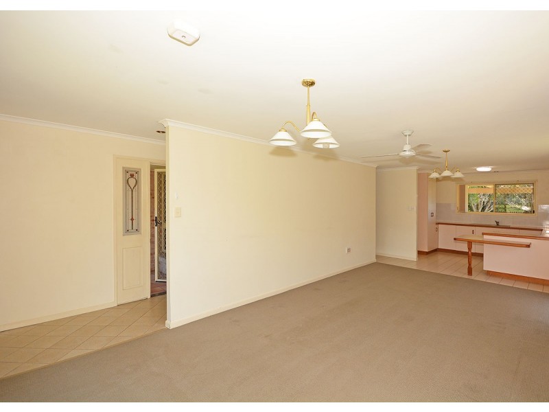 28 Holiday Parade, Scarness QLD 4655