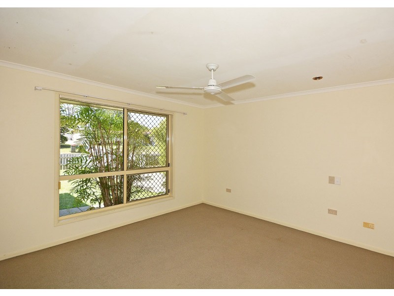 28 Holiday Parade, Scarness QLD 4655