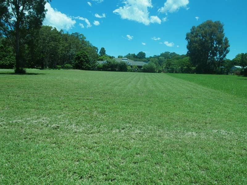 2 Dundowran Beach Esplanade, Dundowran Beach QLD 4655