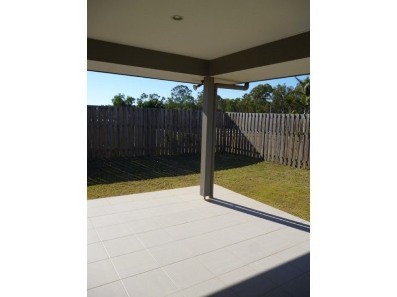 47 Oxley Circuit, Urraween QLD 4655