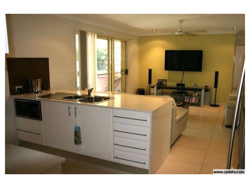 10 Koloi Street, Scarness QLD 4655