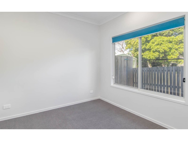 2/60 Totness Street, Torquay QLD 4655