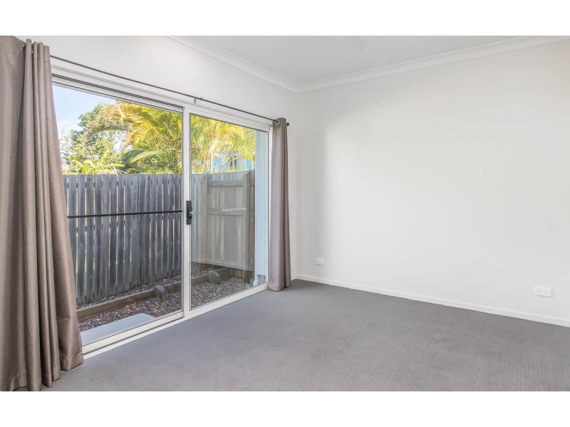 2/60 Totness Street, Torquay QLD 4655