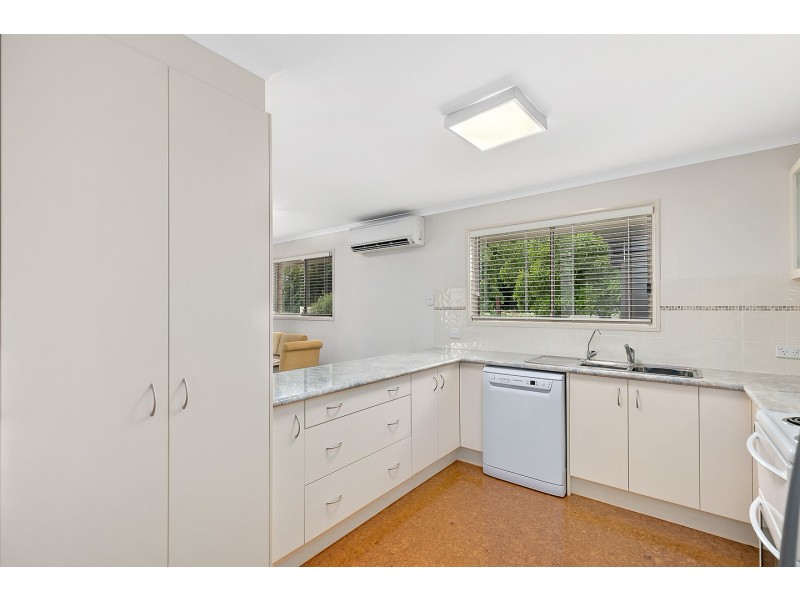 16/230 Torquay Terrace, Torquay QLD 4655