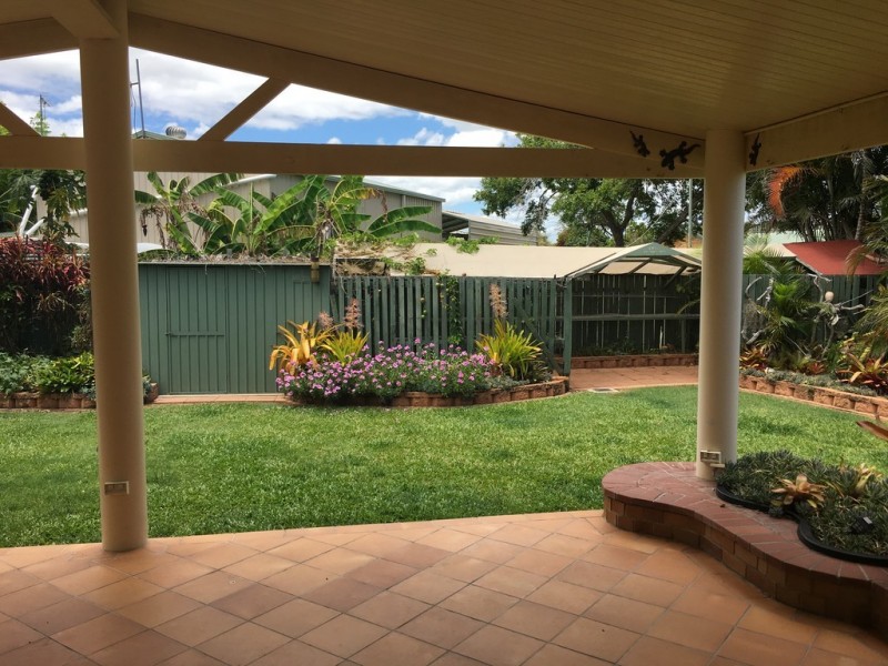 30 Dover Street, Pialba QLD 4655