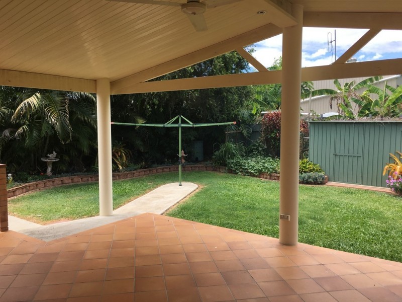 30 Dover Street, Pialba QLD 4655