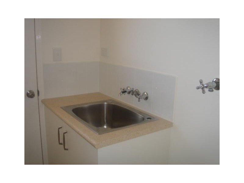 5 Protector Way, Eli Waters QLD 4655