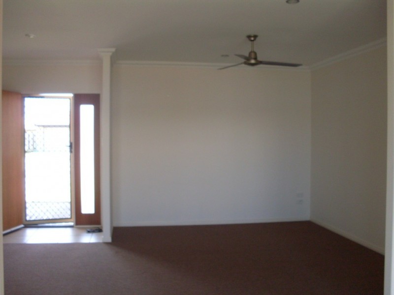 5 Protector Way, Eli Waters QLD 4655