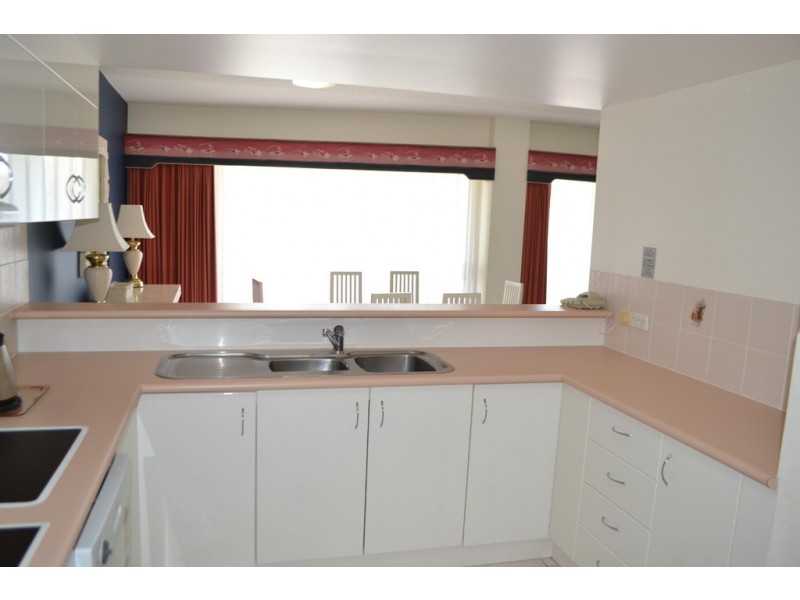 16/397 Esplanade, Torquay QLD 4655