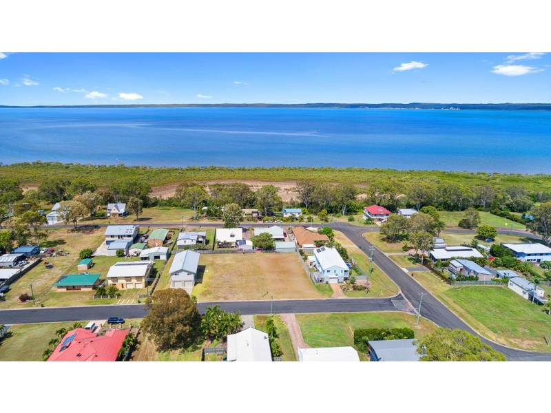 32 Island Outlook, River Heads QLD 4655