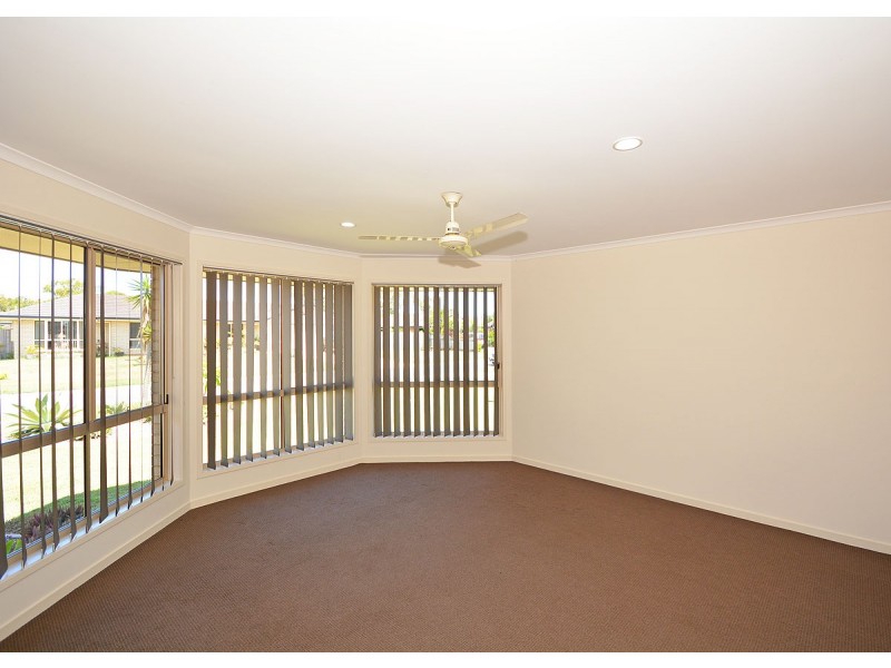 9 Kingston Court, Point Vernon QLD 4655