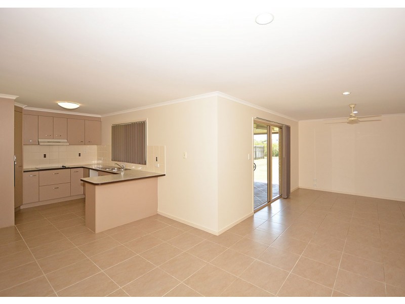 9 Kingston Court, Point Vernon QLD 4655