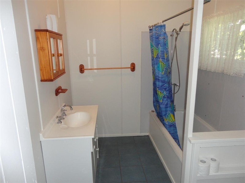 55 Moreton, Toogoom QLD 4655