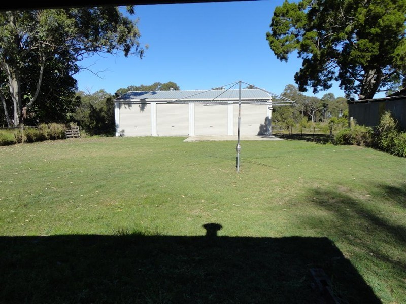 55 Moreton, Toogoom QLD 4655