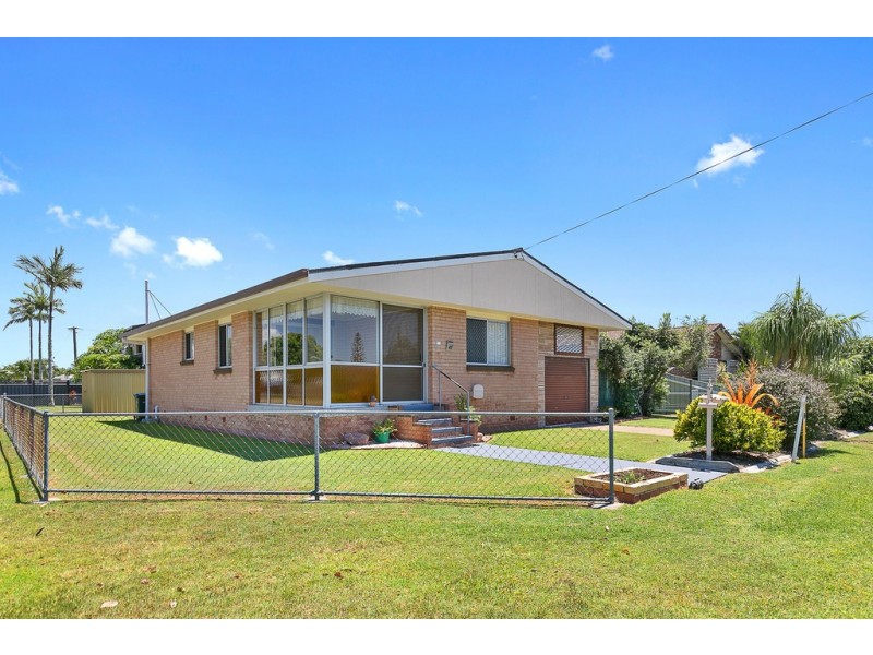 45 Wonga Street, Scarness QLD 4655