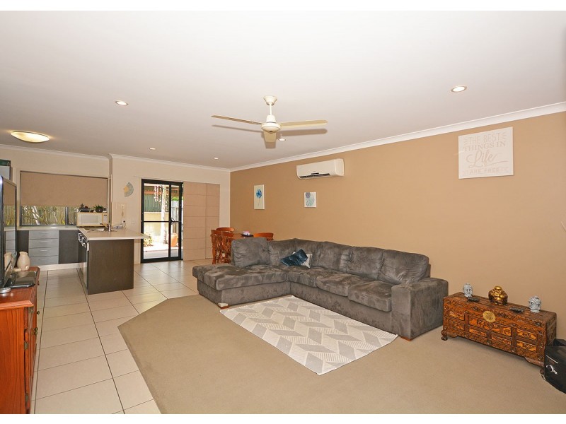 6/13 Tavistock Street, Torquay QLD 4655
