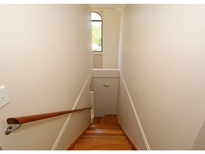 6/13 Tavistock Street, Torquay QLD 4655