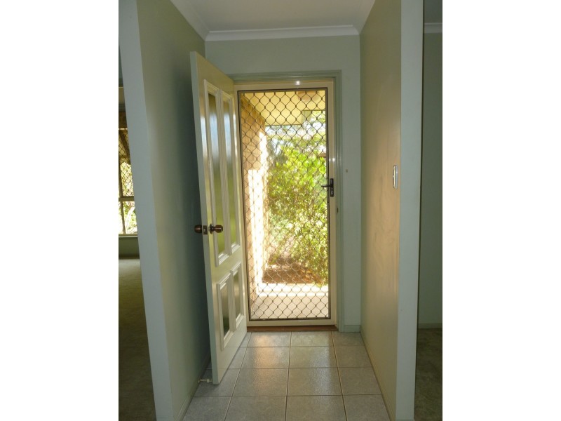 31 Aimee Drive, Urangan QLD 4655