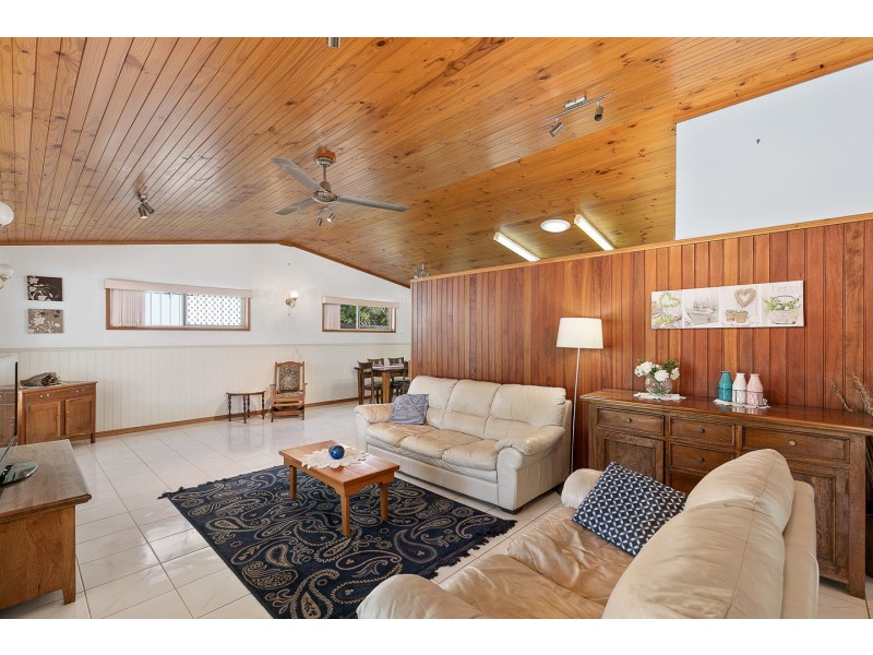 84 Scanlan Street, Sunshine Acres QLD 4655