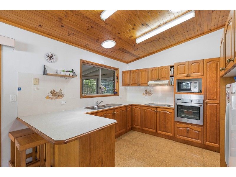 84 Scanlan Street, Sunshine Acres QLD 4655