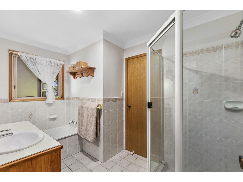 84 Scanlan Street, Sunshine Acres QLD 4655
