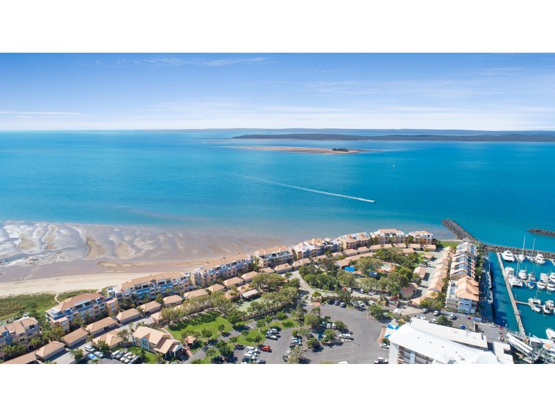 24/17 Buccaneer Drive, Urangan QLD 4655