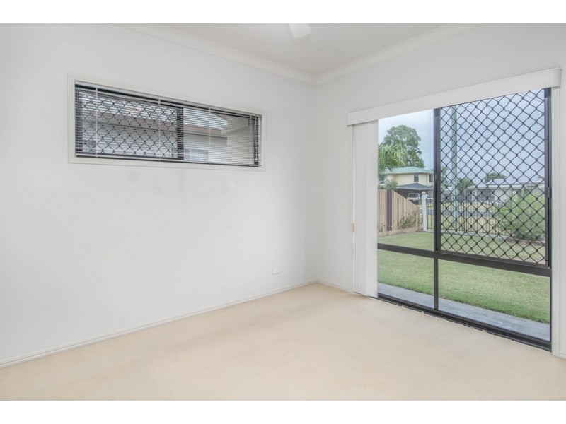 14 Helsham Street, Point Vernon QLD 4655