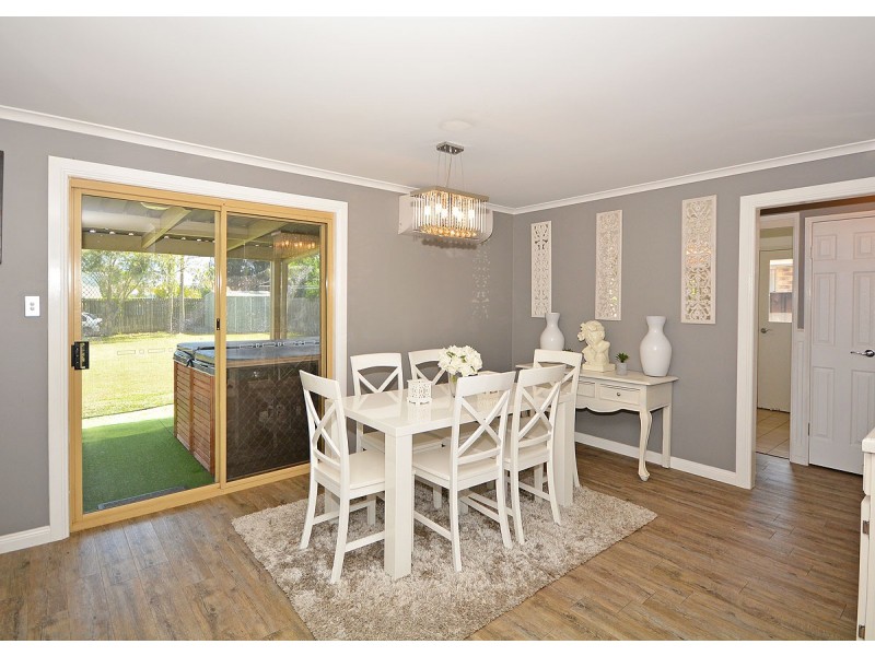 42 Bunker Ave, Urraween QLD 4655