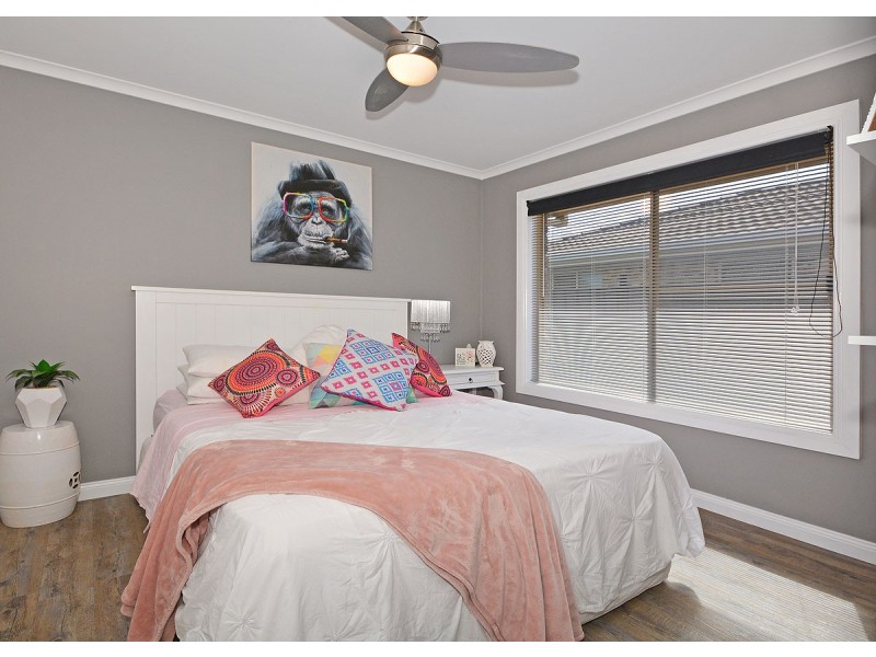 42 Bunker Ave, Urraween QLD 4655