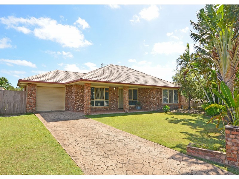 42 Bunker Ave, Urraween QLD 4655