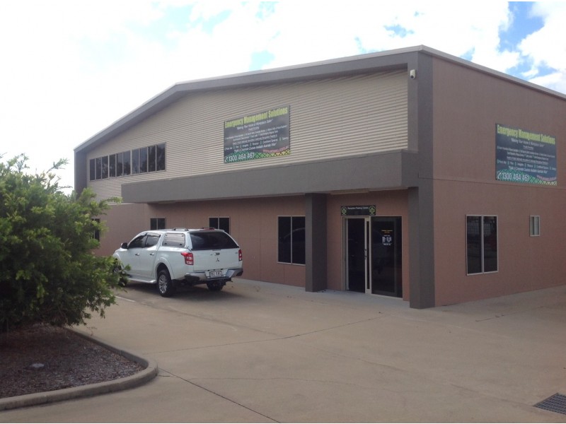 1/21 Southern Cross, Urangan QLD 4655