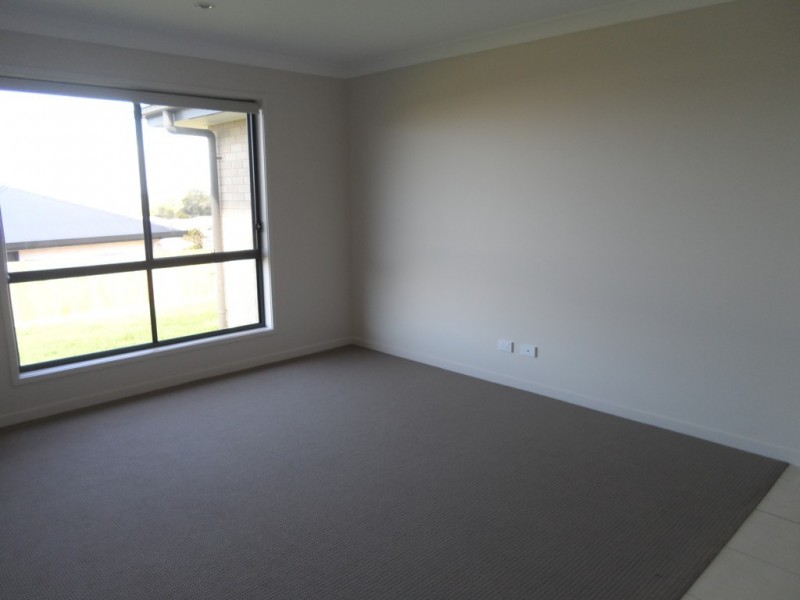 29 Bayridge Heights Drive, Nikenbah QLD 4655