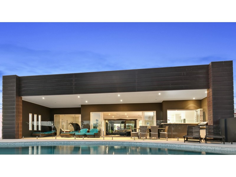 107 Esplanade, Point Vernon QLD 4655