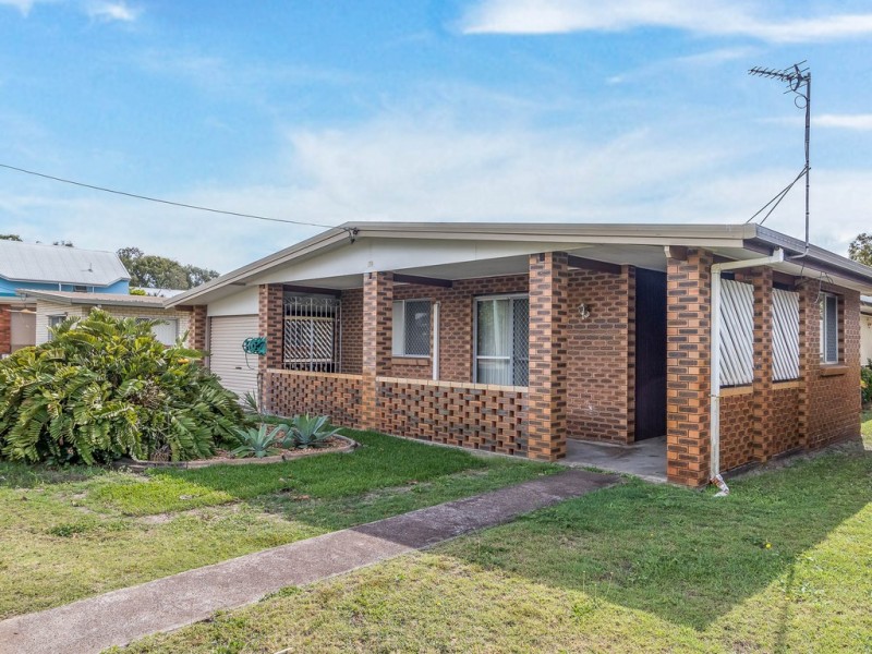 58 Hibiscus Street, Urangan QLD 4655