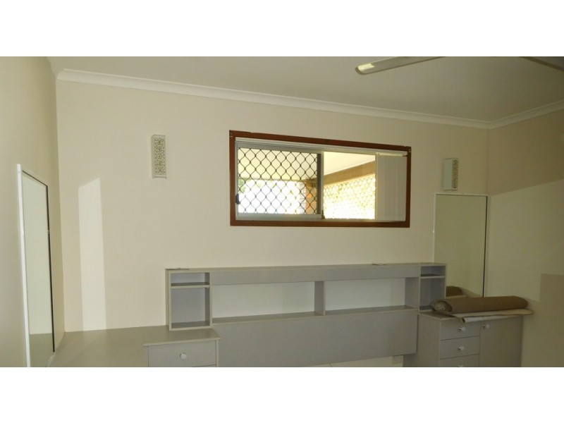 58 Hibiscus Street, Urangan QLD 4655