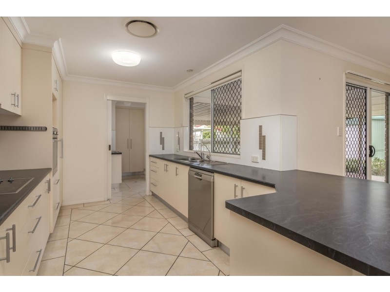 16 Lido Parade, Urangan QLD 4655