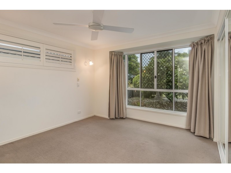 16 Lido Parade, Urangan QLD 4655