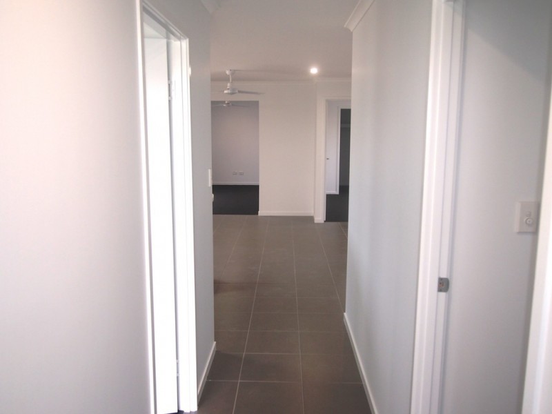 lot 7 Cormorant, Kawungan QLD 4655