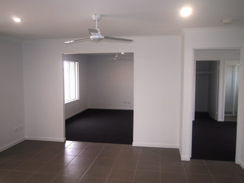 lot 7 Cormorant, Kawungan QLD 4655