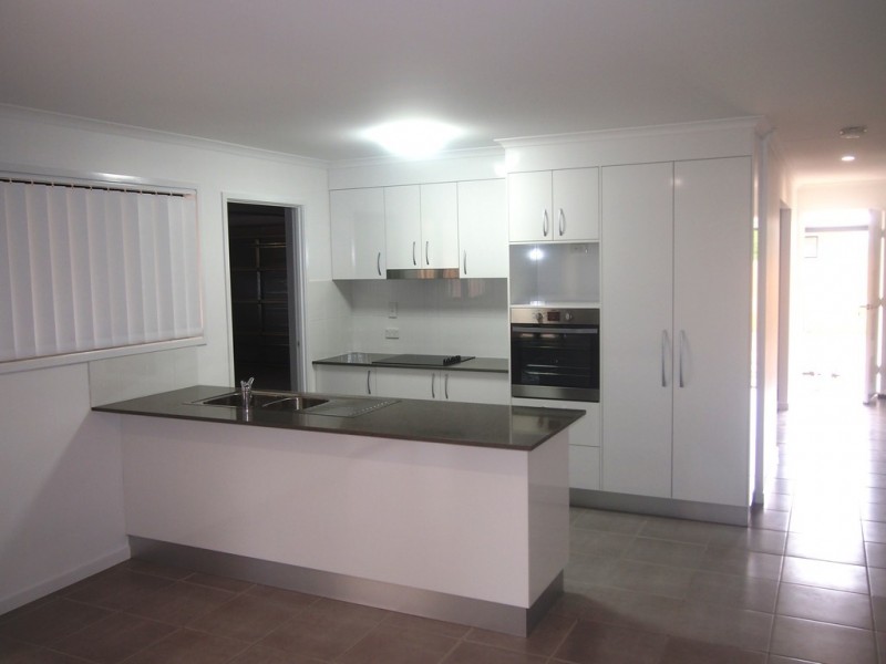 lot 8 Cormorant Court, Kawungan QLD 4655