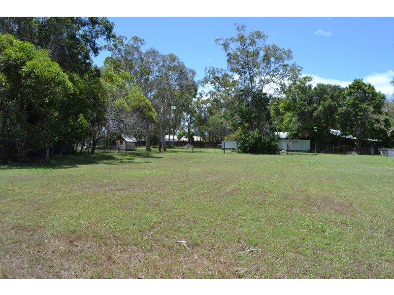 19 Wellington Crescent, Wondunna QLD 4655