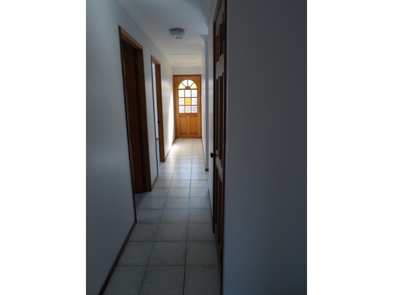 8b Franklin Street, Pialba QLD 4655