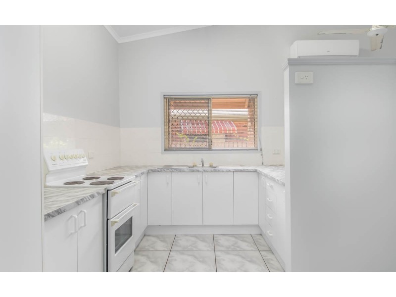 6/77-81 Freshwater Street, Torquay QLD 4655