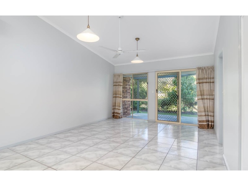 6/77-81 Freshwater Street, Torquay QLD 4655