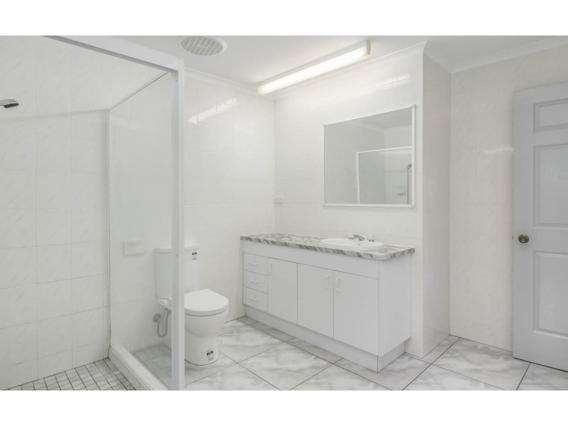 6/77-81 Freshwater Street, Torquay QLD 4655